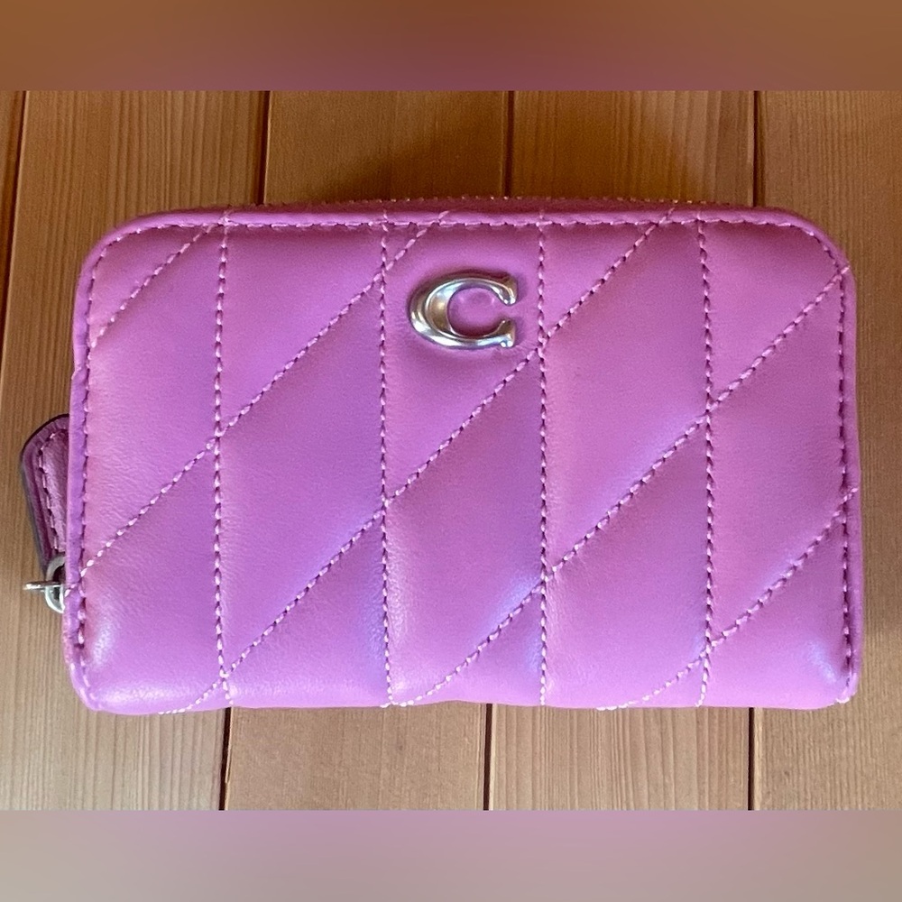 Coach small puff wallet NWOT